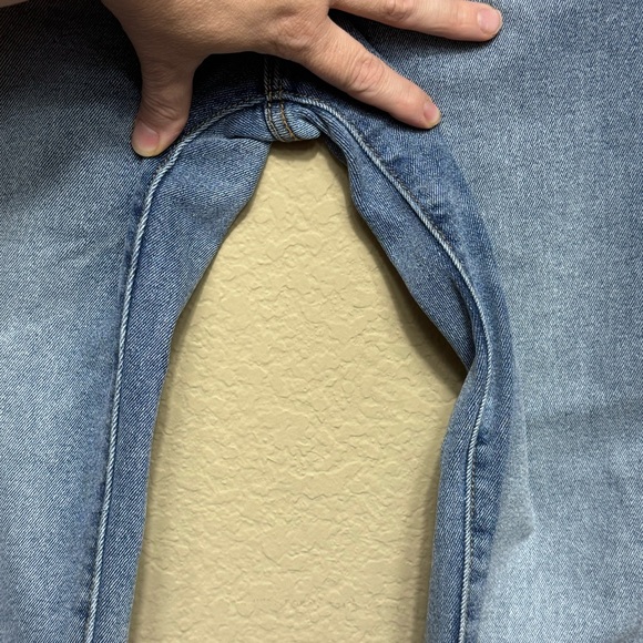 Driftwood Light Wash Meg Classic Fit Raw Hem Cropped Jeans Women’s 26 Button Fly - Picture 9 of 11